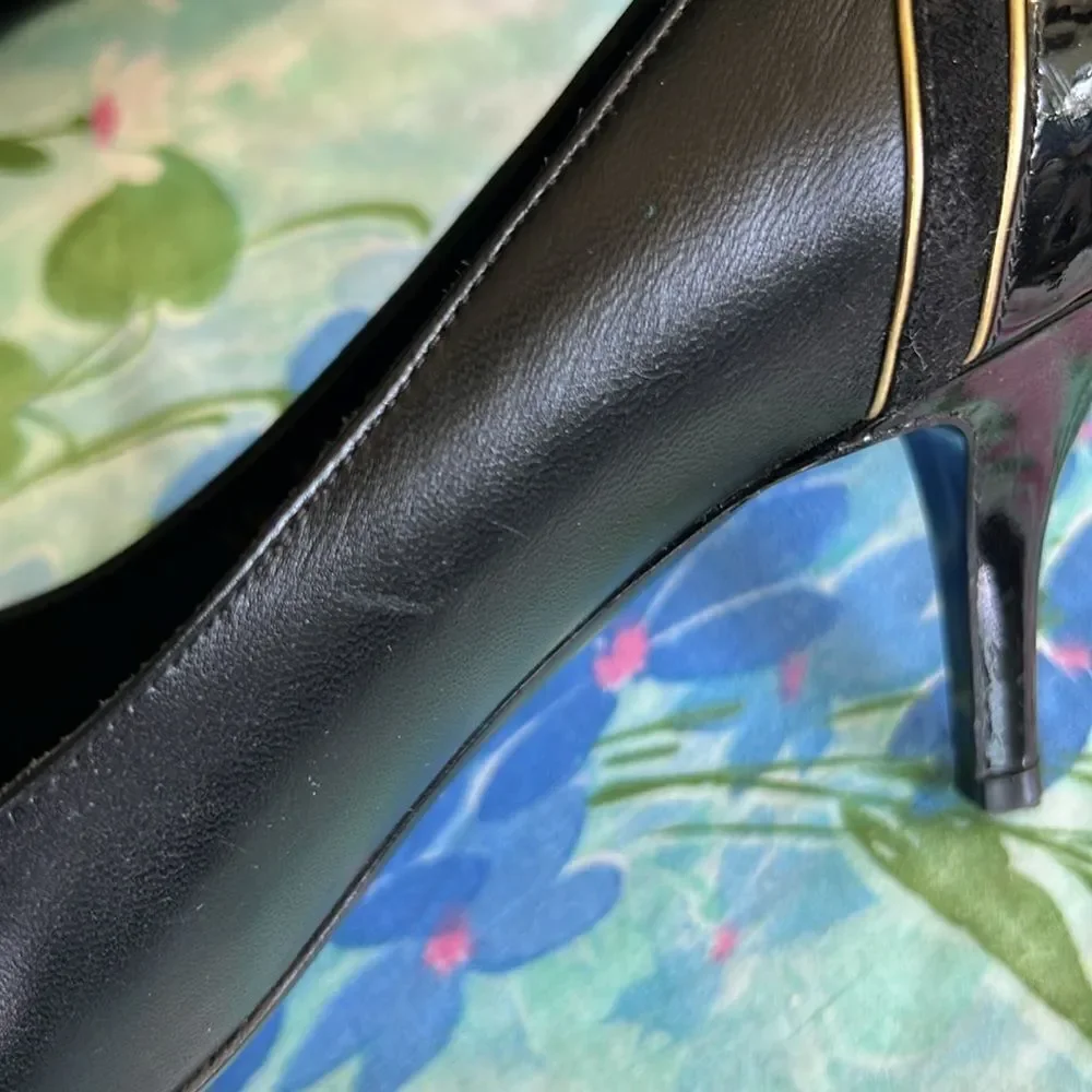 Salvatore Ferragamo Mixed Leather Heels - 9B